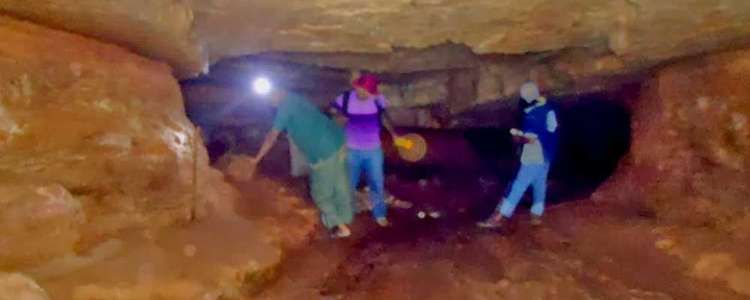 Sthreepura Cave Kiriwanagama Image