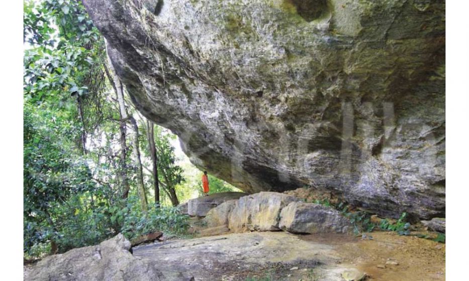 Alawala Caves or Alawala Pothgul Lena