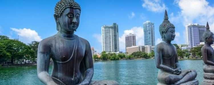 Gangaramaya Buddhist Temple Colombo