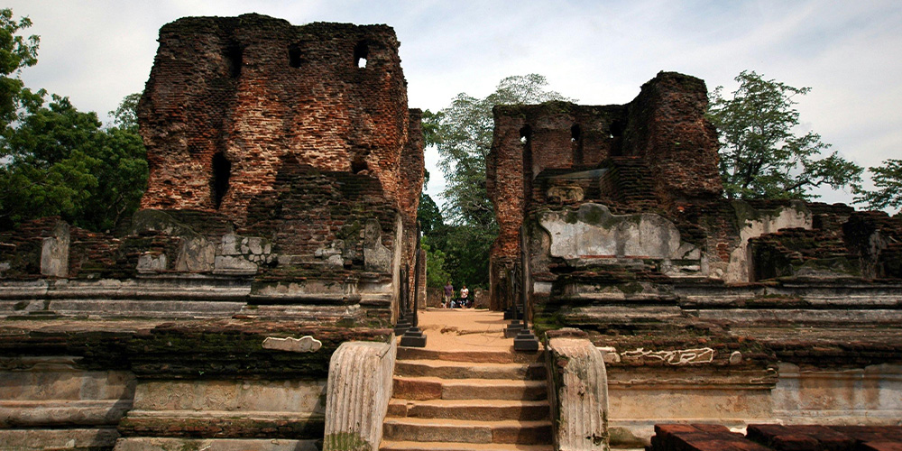 Polonnaruwa Ancient City Image