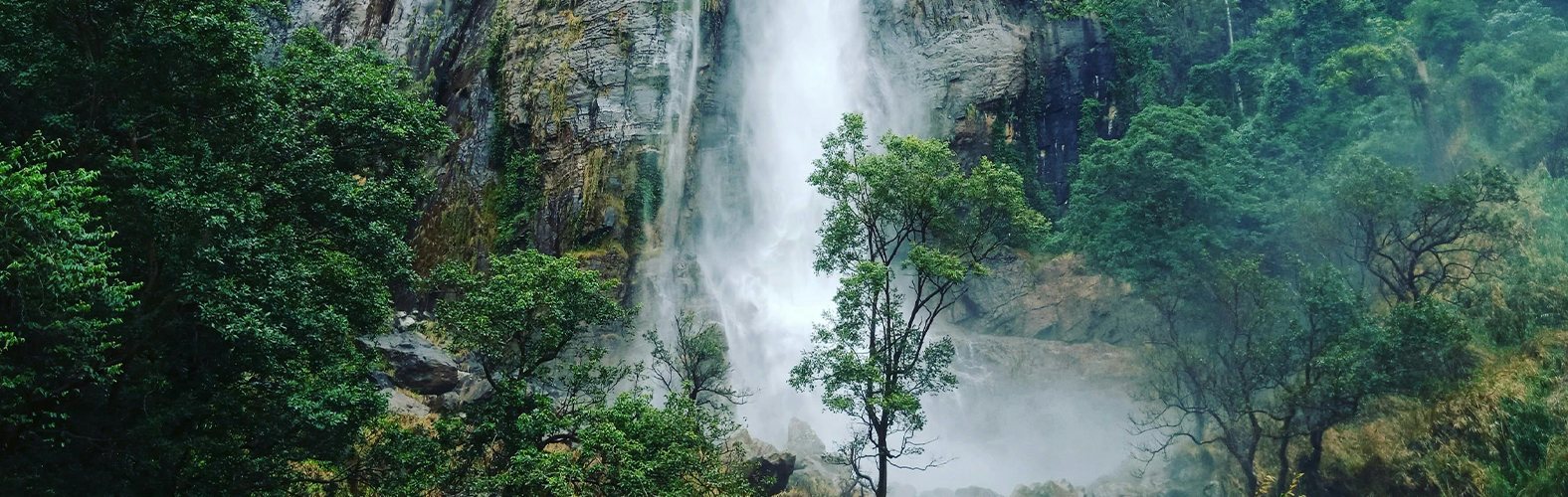 Waterfalls in Sri Lanka Image
