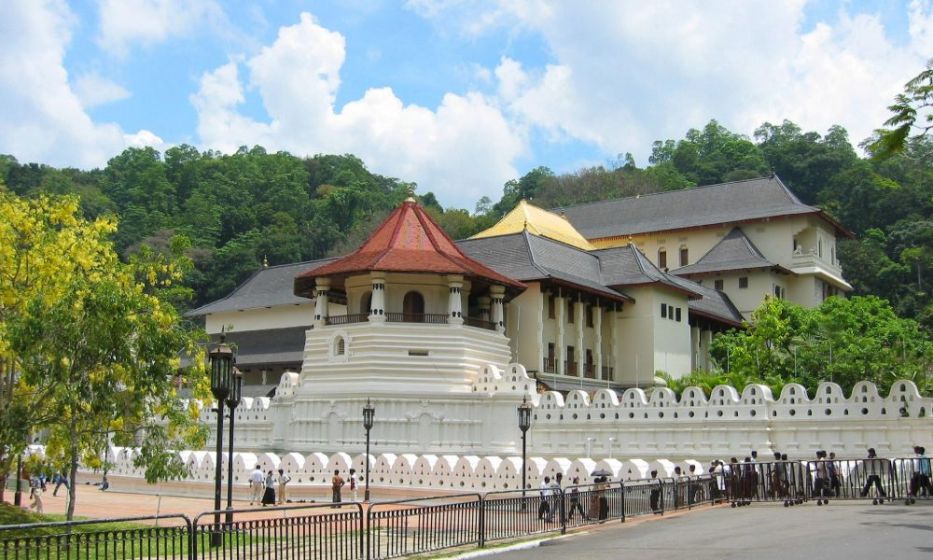 Buddhist Temples in Sri Lanka